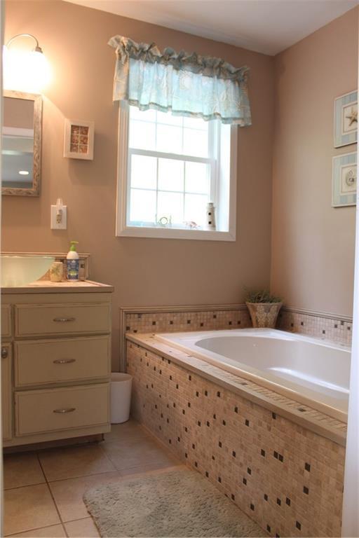 2 Rollingwoods Drive Springvale, ME 04083 - Photo 12 of 21 Photo