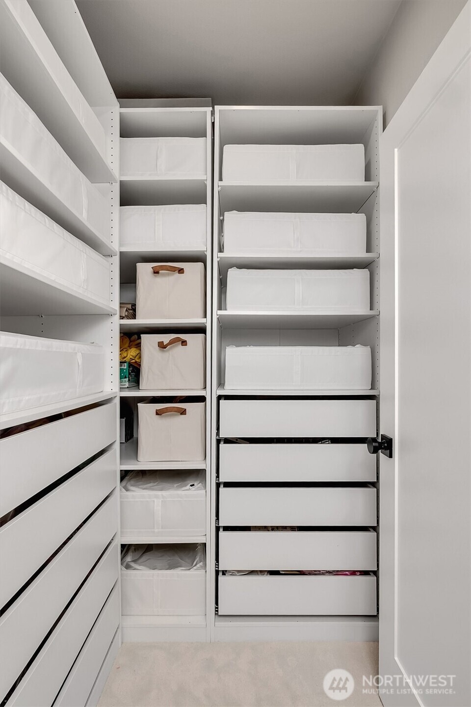 300 110th Avenue Northeast, Unit 314 Bellevue, WA 98004 - Photo 27 of 33 Gallery Image 27