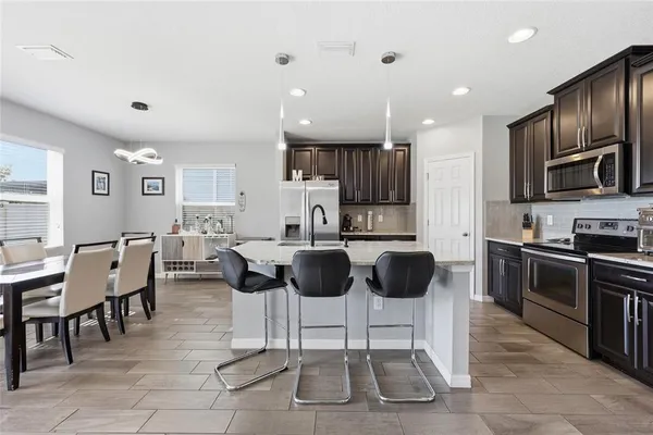 $3,000 | 19416 Roseate Drive, Lutz, FL 33558