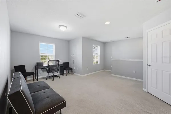 $3,000 | 19416 Roseate Drive, Lutz, FL 33558