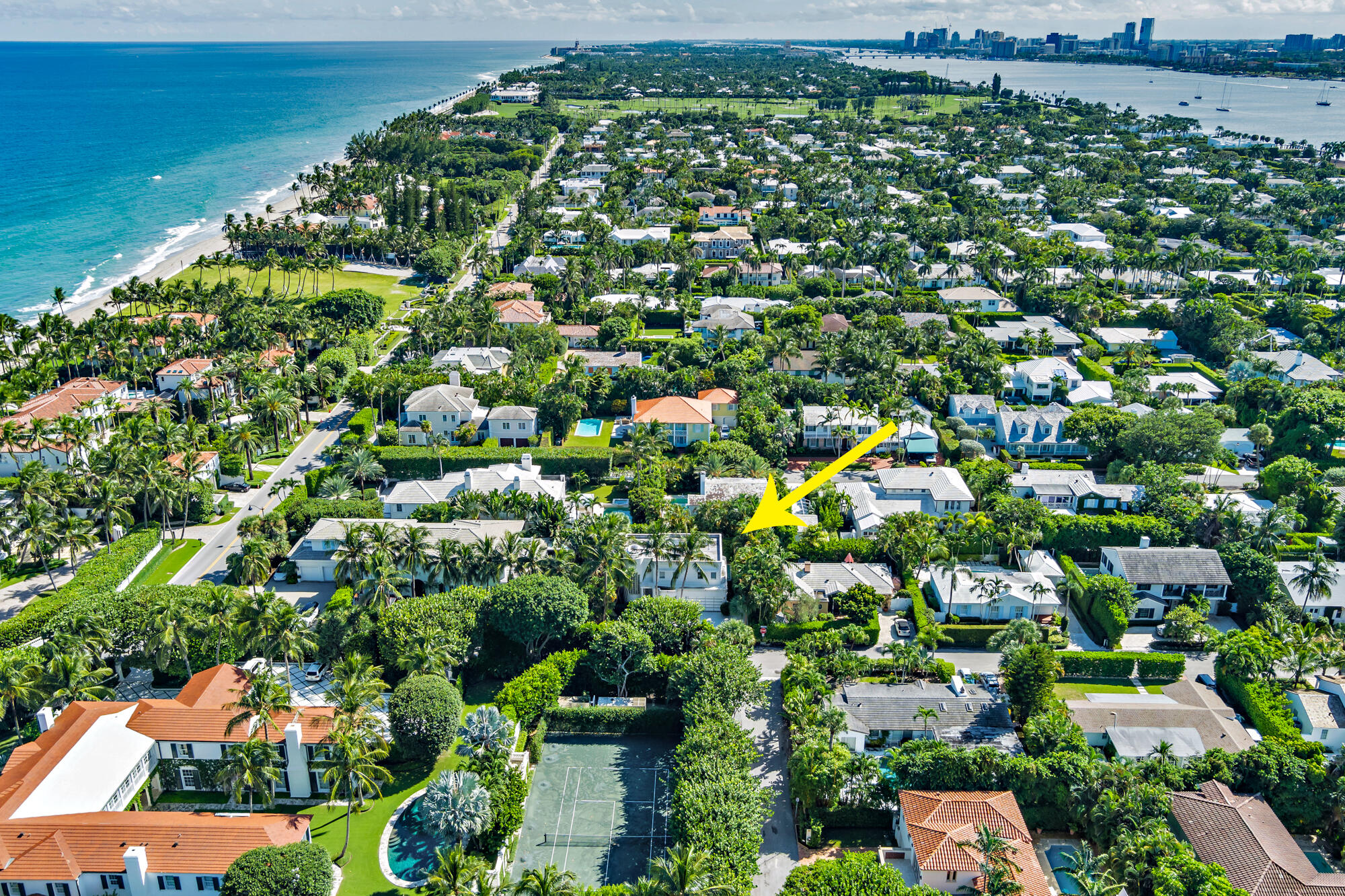 216 Colonial Lane Palm Beach, FL 33480 - Photo 47 of 48 an aerial view of residential houses with outdoor space