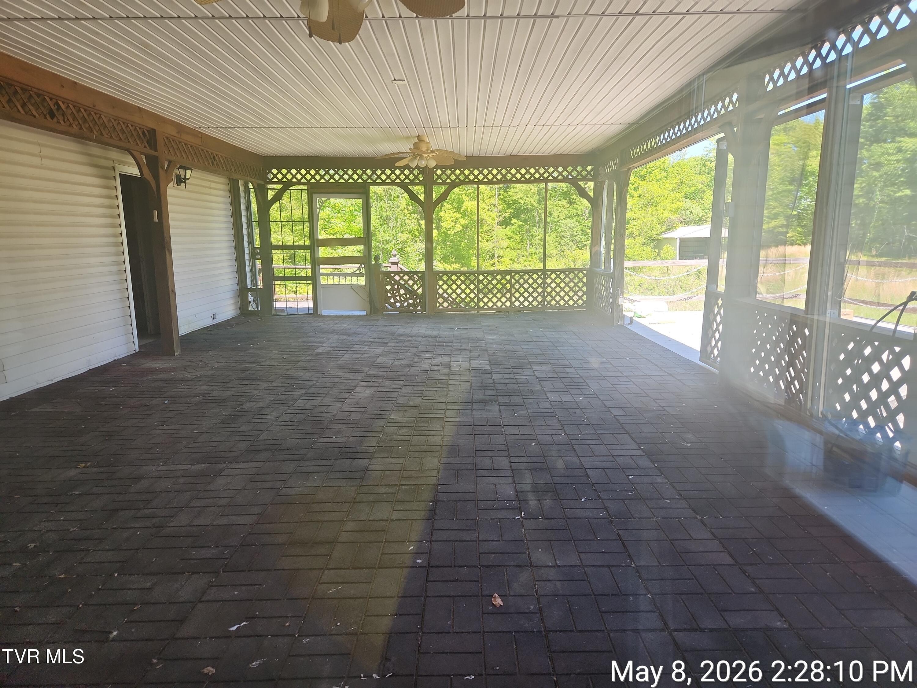7523 DC Caney Ridge Road Coeburn, VA 24230 - Photo 12 of 20 TimePhoto_20260508_142810