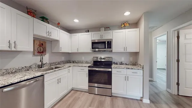 $301,718 | 1402 Shirley Drive, Lakeland, FL 33810