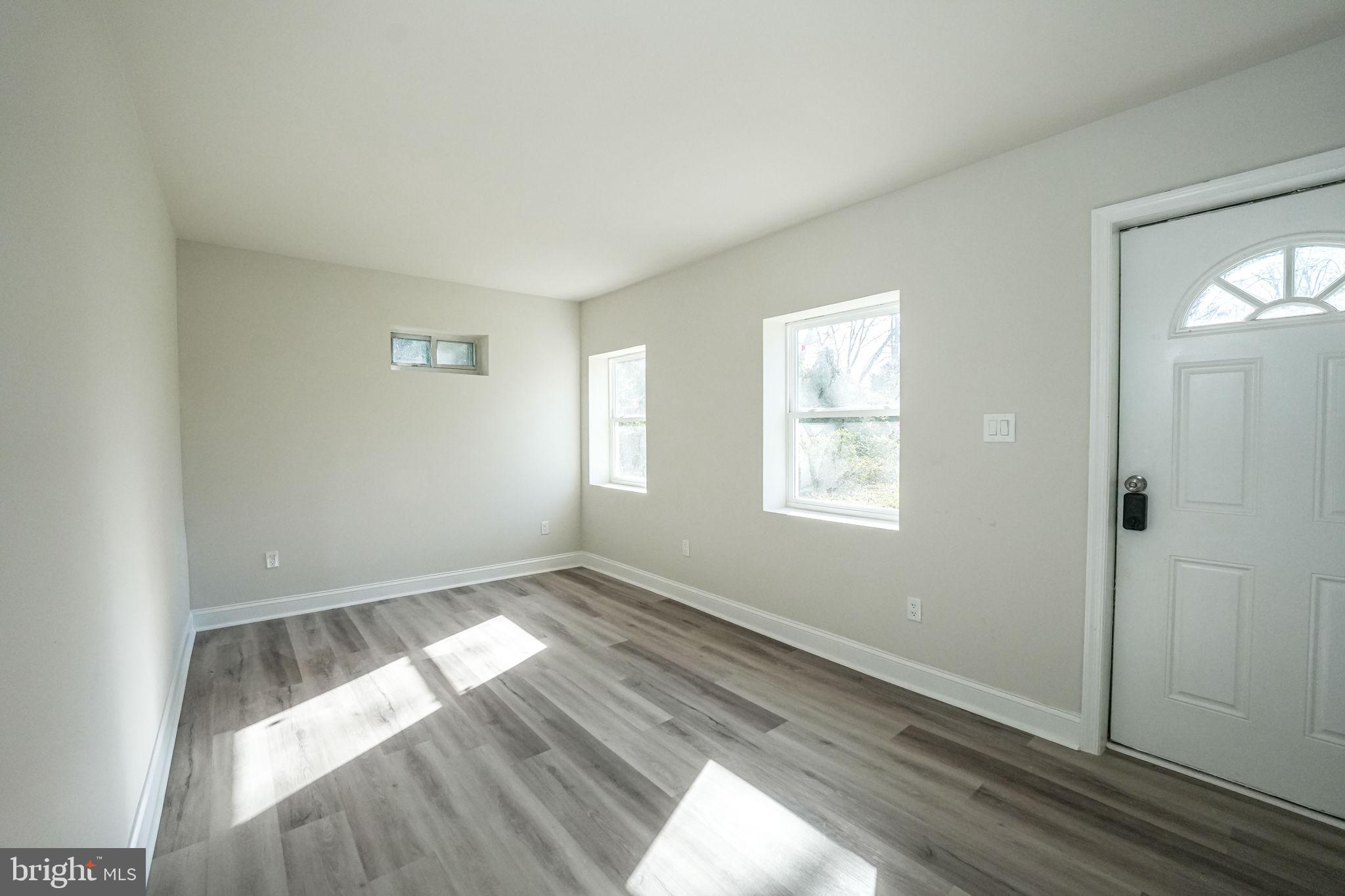 8665 Center Road Springfield, VA 22152 - Photo 18 of 31