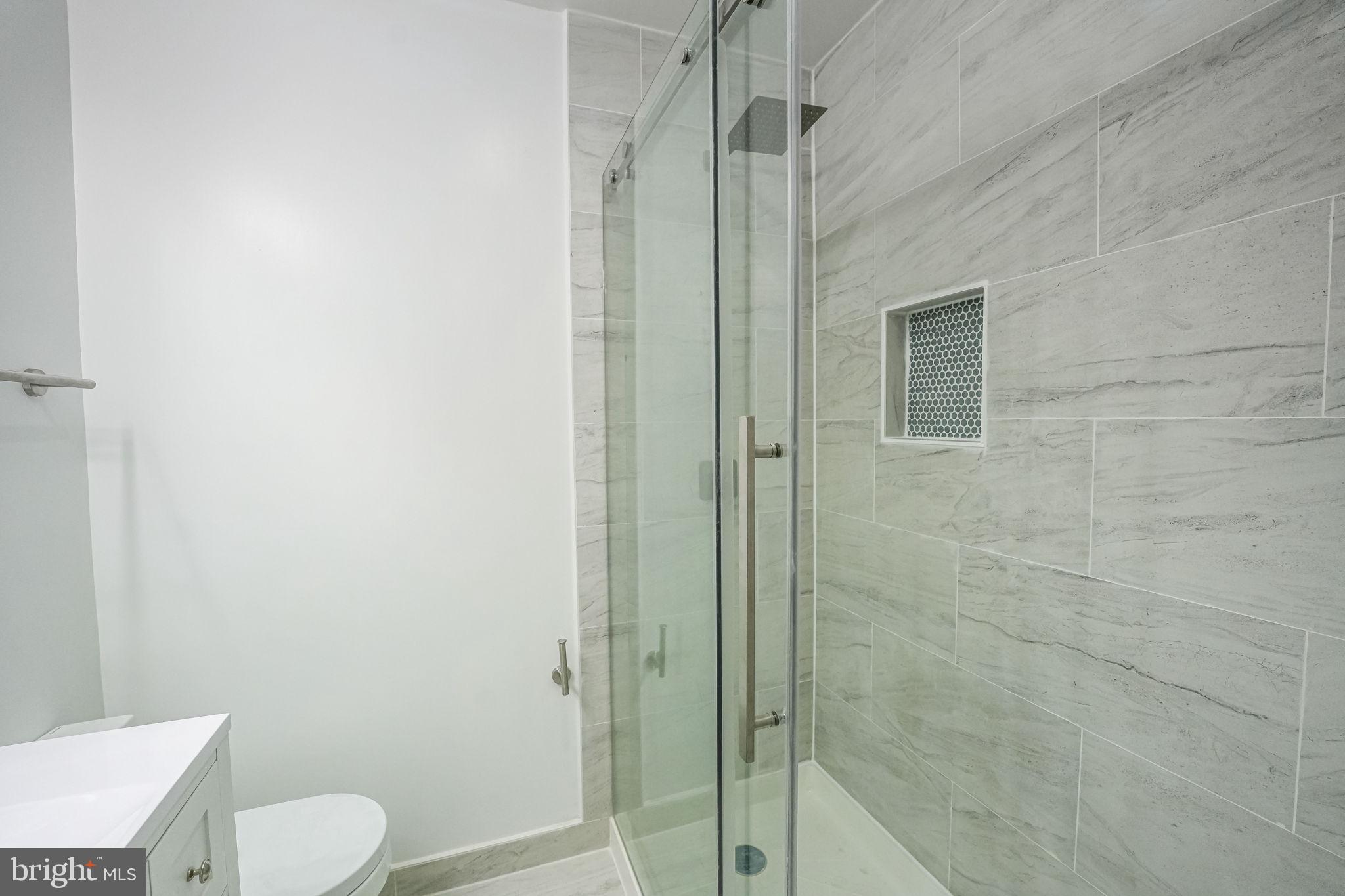 8665 Center Road Springfield, VA 22152 - Photo 23 of 31