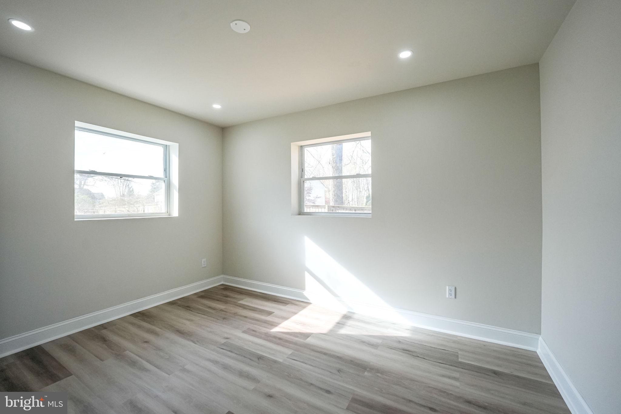 8665 Center Road Springfield, VA 22152 - Photo 24 of 31