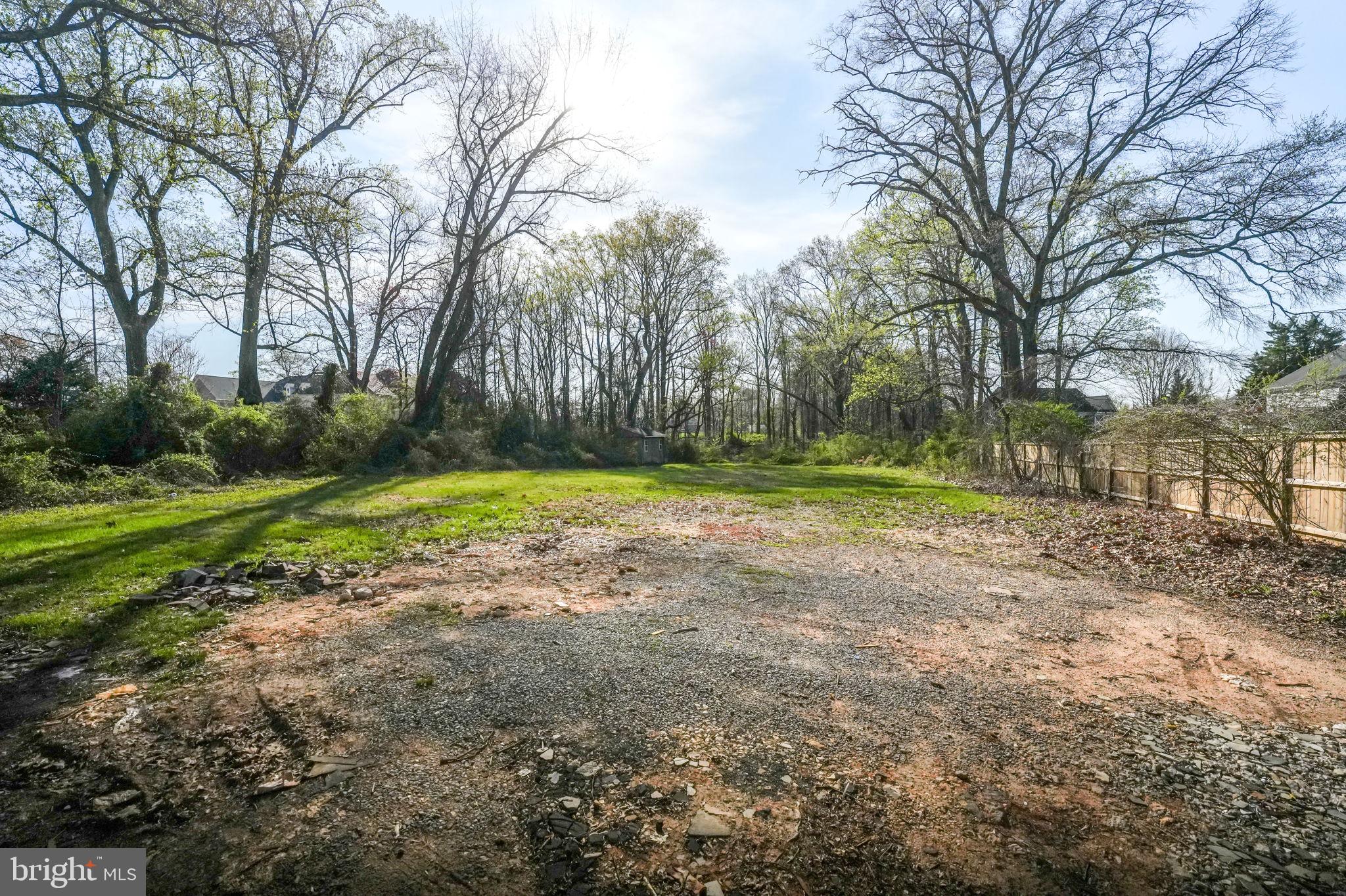8665 Center Road Springfield, VA 22152 - Photo 28 of 31