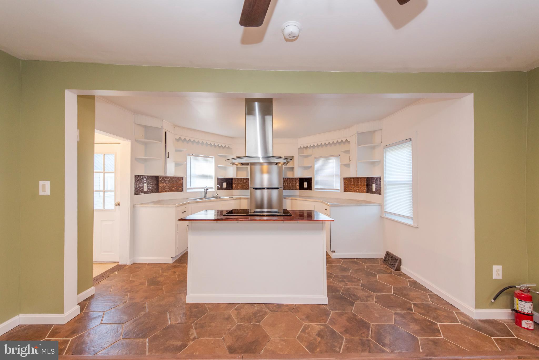9009 New Cut Road Rocky Ridge, MD 21778 - Photo 14 of 51 Renovated Kitchen