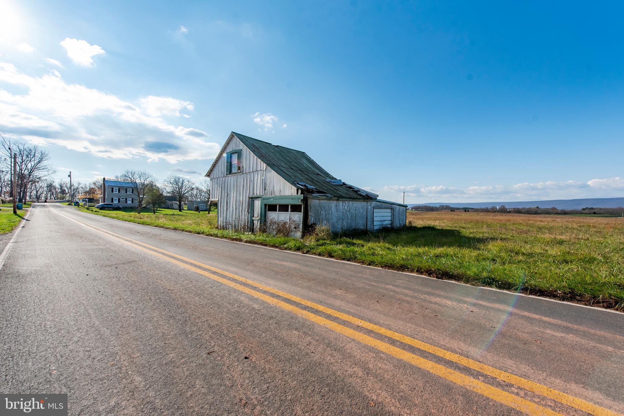 9009 New Cut Road Rocky Ridge, MD 21778 - Photo 40 of 51 Road View of Barn