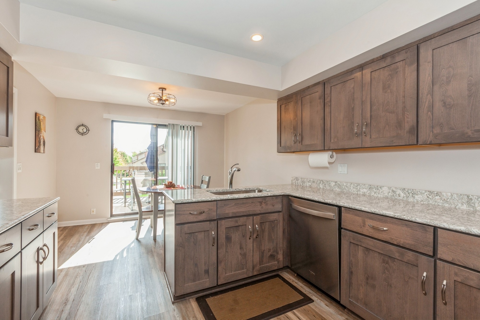 48 Portwine Road Willowbrook, IL 60527 - Photo 2 of 19 Gallery Image 2
