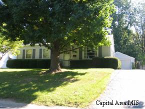 30 Beverly Drive Springfield, IL 62702 - Photo 2 of 2
