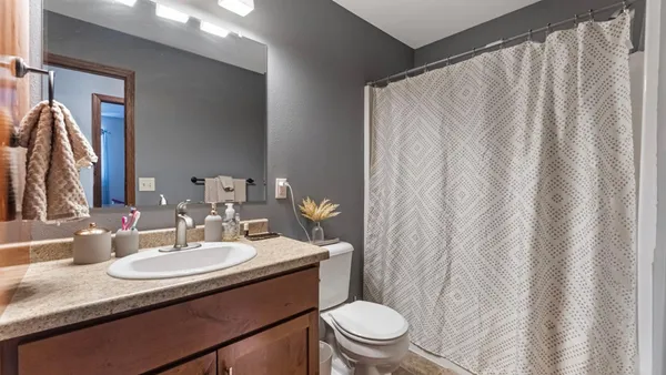 $349,990 | 1761 34th Street Northeast, Sauk Rapids, MN 56379