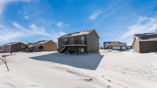 $349,990 | 1761 34th Street Northeast, Sauk Rapids, MN 56379