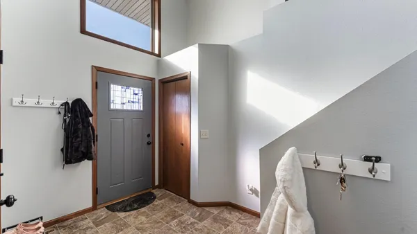 $349,990 | 1761 34th Street Northeast, Sauk Rapids, MN 56379