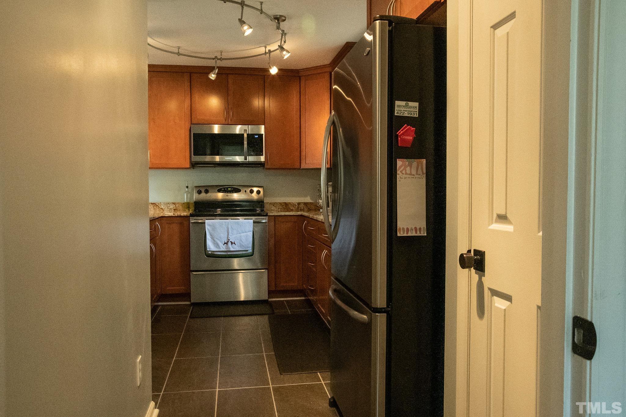 4617 Batavia Court Raleigh, NC 27604 - Photo 8 of 24 Gallery Image 8
