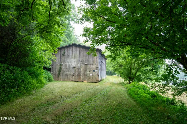 $1,350,000 | 1335 Ben Bloomer Road, Sneedville, TN 37869