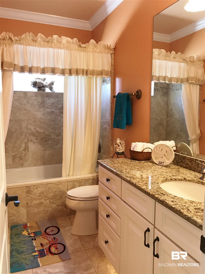 30840 West Ono North Loop Orange Beach, AL 36561 - Photo 40 of 49 Full Bath Off Hallway
