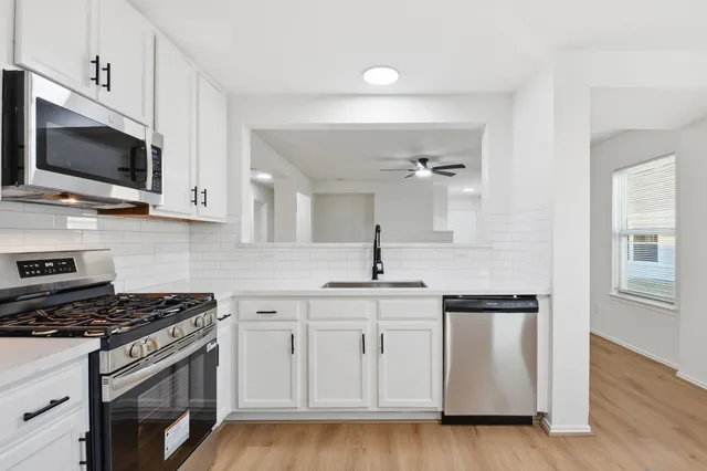 $1,950 | 20615 Moonrise River Lane, Cypress, TX 77433