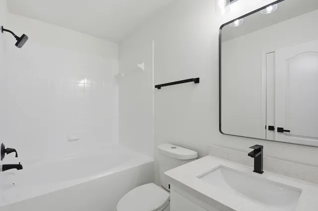 $1,950 | 20615 Moonrise River Lane, Cypress, TX 77433