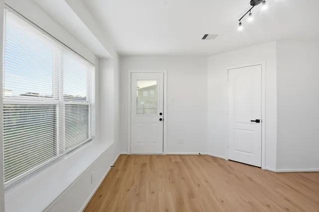 $1,950 | 20615 Moonrise River Lane, Cypress, TX 77433