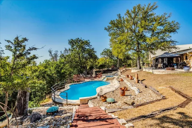 $749,000 | 417 Akaloa Drive, Bastrop, TX 78602