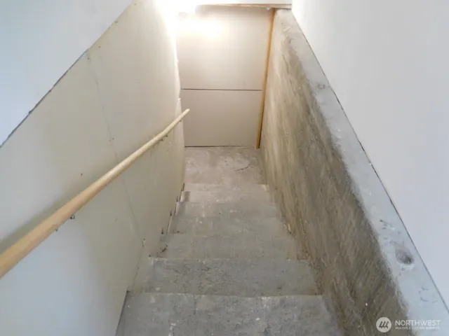 $294,900 | 135 North 3rd Avenue, Connell, WA 99326