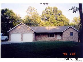 13649 St Rose Road Highland, IL 62249 - Photo 1 of 1