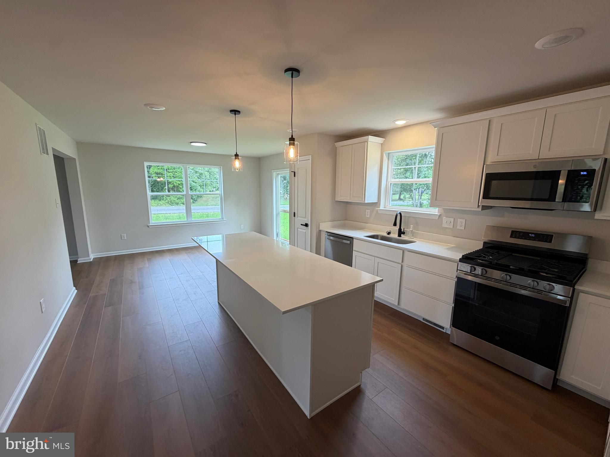 2144 Fairton Road Millville, NJ 08332 - Photo 7 of 28