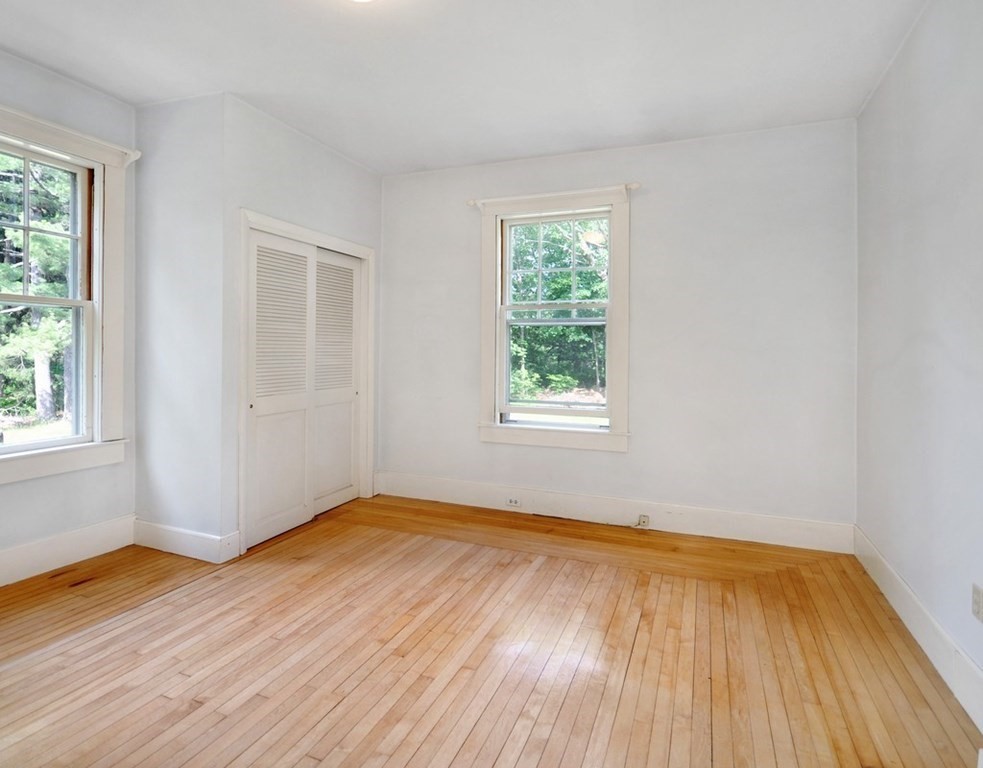 695-697 Barretts Mill Road Concord, MA 01742 - Photo 6 of 19 Gallery Image 6