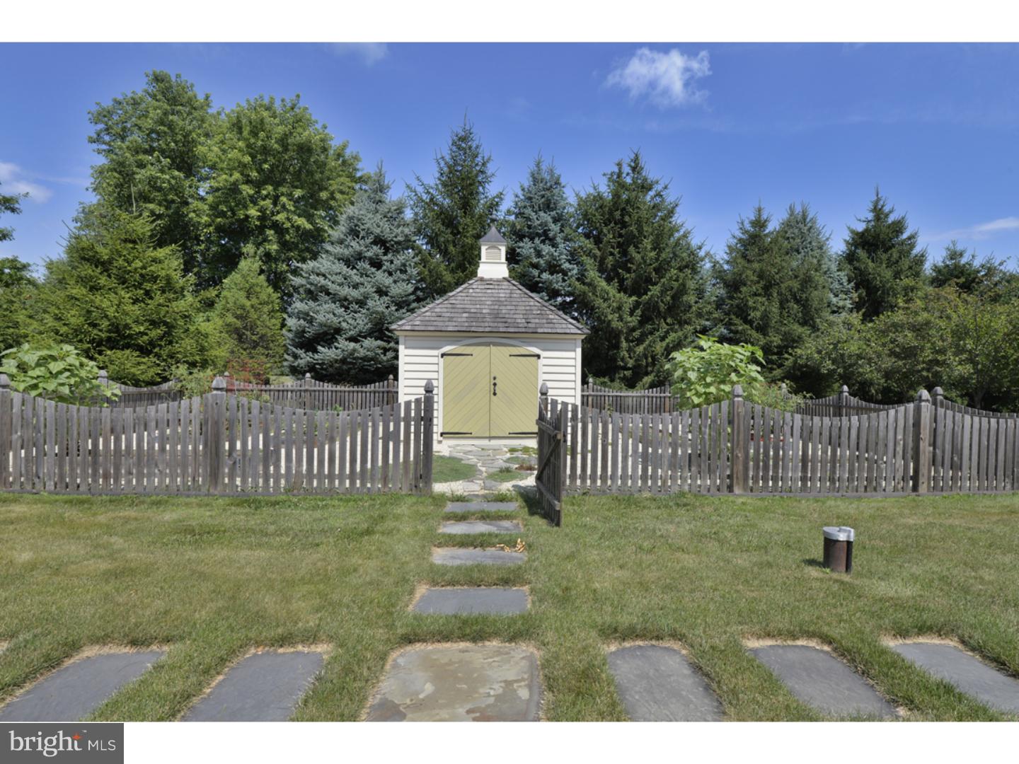 6063 Stovers Mill Road Doylestown, PA 18902 - Photo 3 of 25