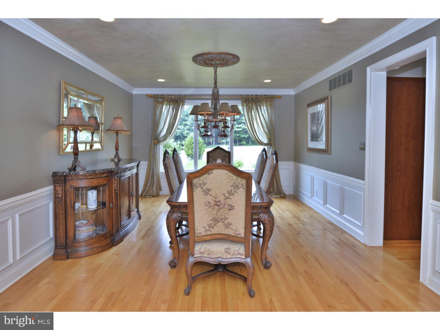6063 Stovers Mill Road Doylestown, PA 18902 - Photo 10 of 25