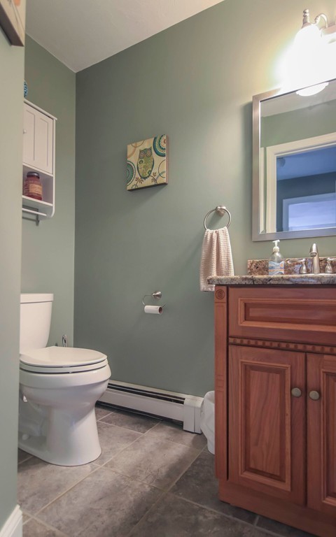 161 Oakham Road North Brookfield, MA 01535 - Photo 13 of 29