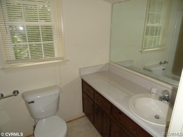 1543 Walkers Ridge Road Powhatan, VA 23139 - Photo 6 of 11 Bathroom - 2nd Floor