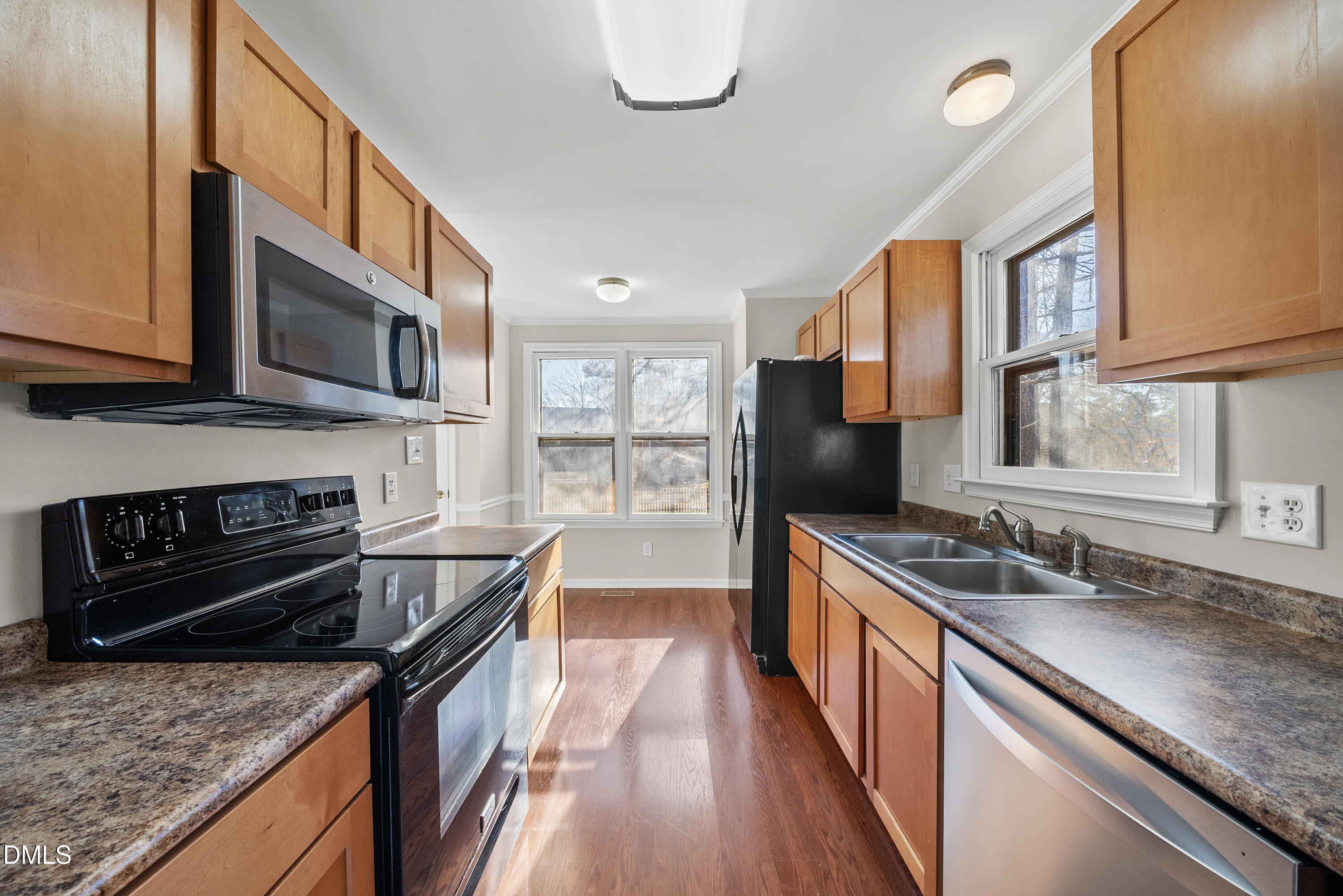 7404 North Thorncliff Place Raleigh, NC 27616 - Photo 11 of 34 DSC08826