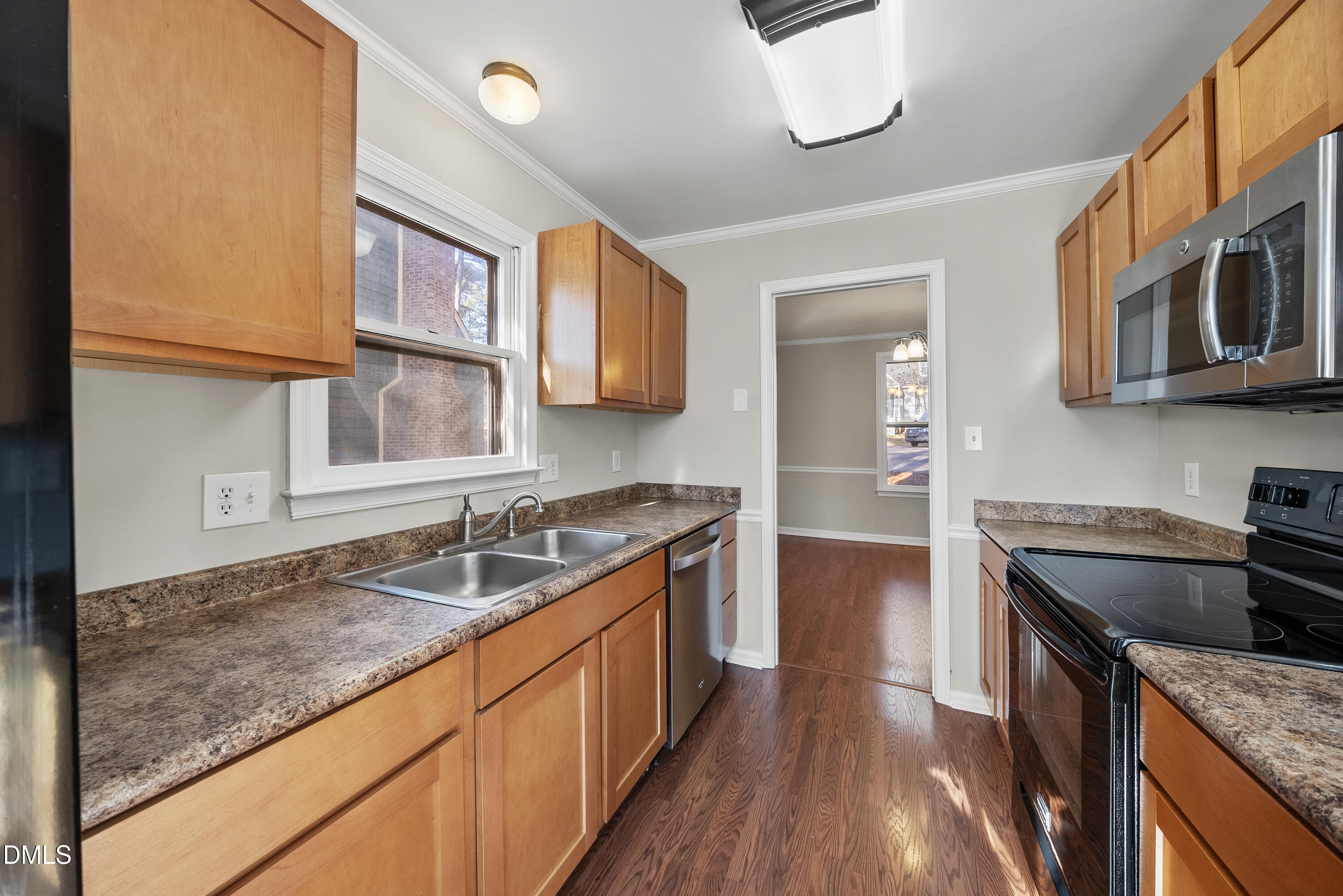 7404 North Thorncliff Place Raleigh, NC 27616 - Photo 12 of 34 DSC08823