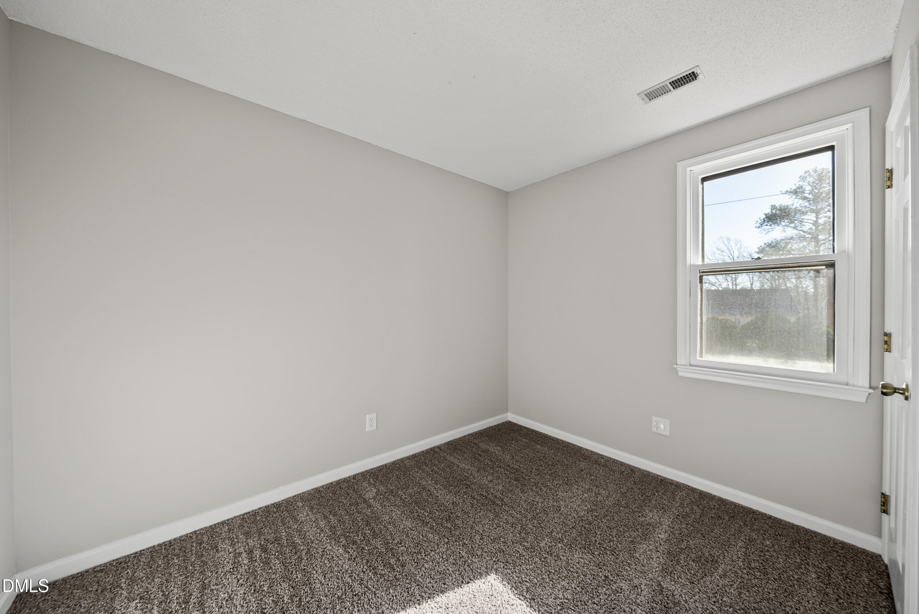 7404 North Thorncliff Place Raleigh, NC 27616 - Photo 21 of 34 DSC08847