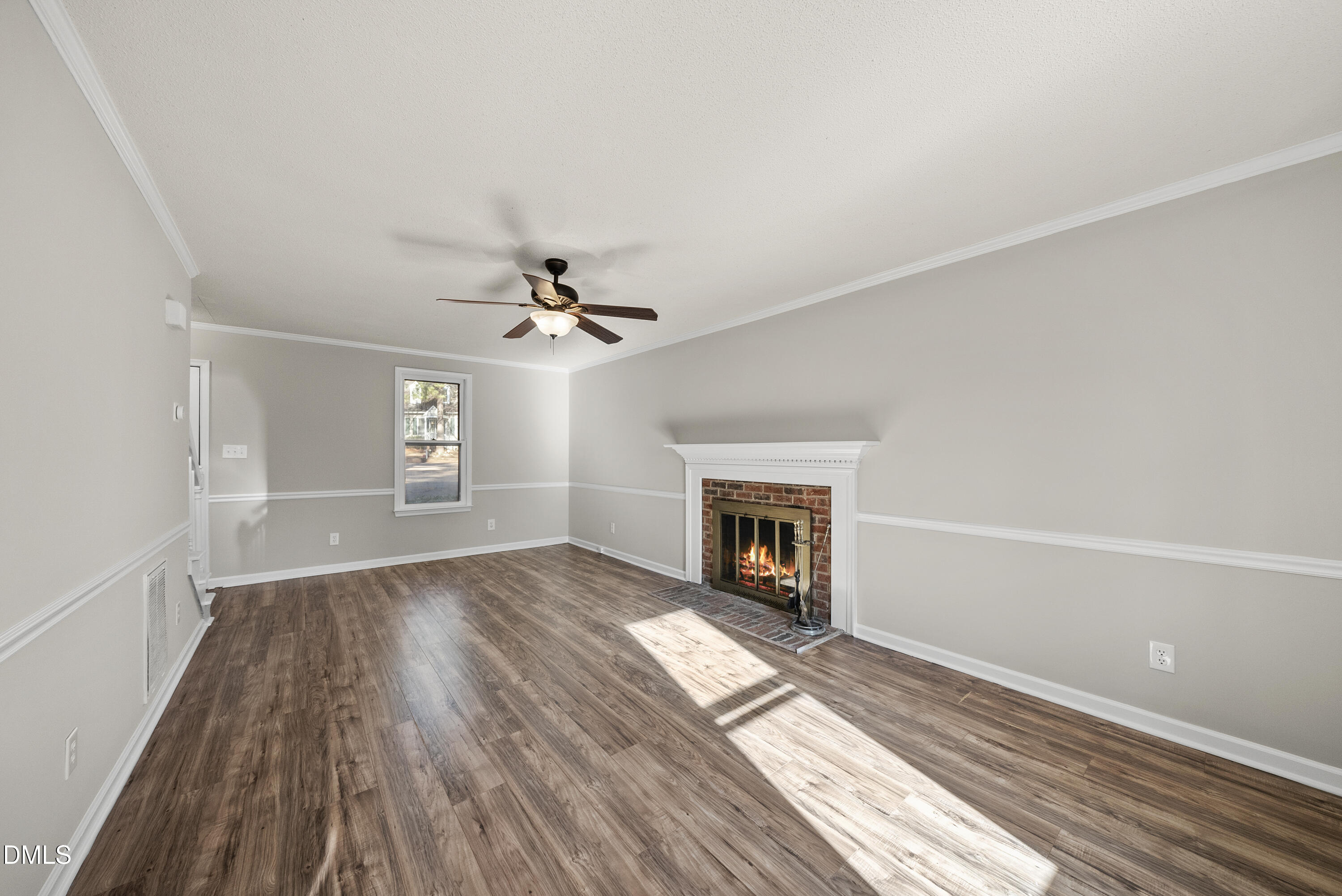 7404 North Thorncliff Place Raleigh, NC 27616 - Photo 6 of 34 DSC08814