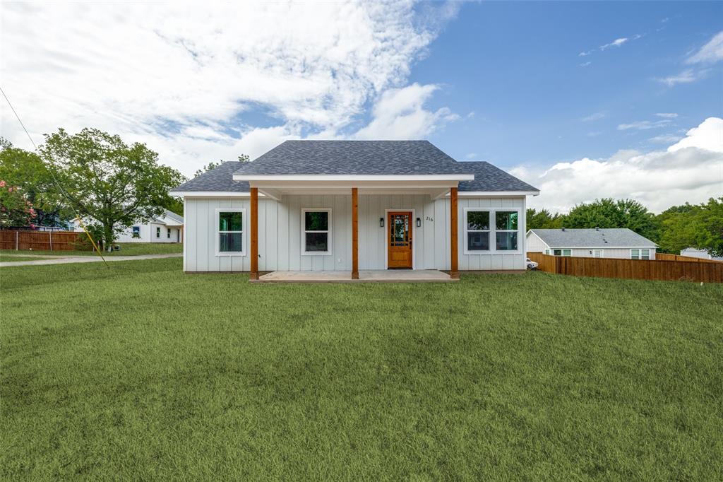 216 West Cardinal Street Ector, TX 75439 - Photo 1 of 26