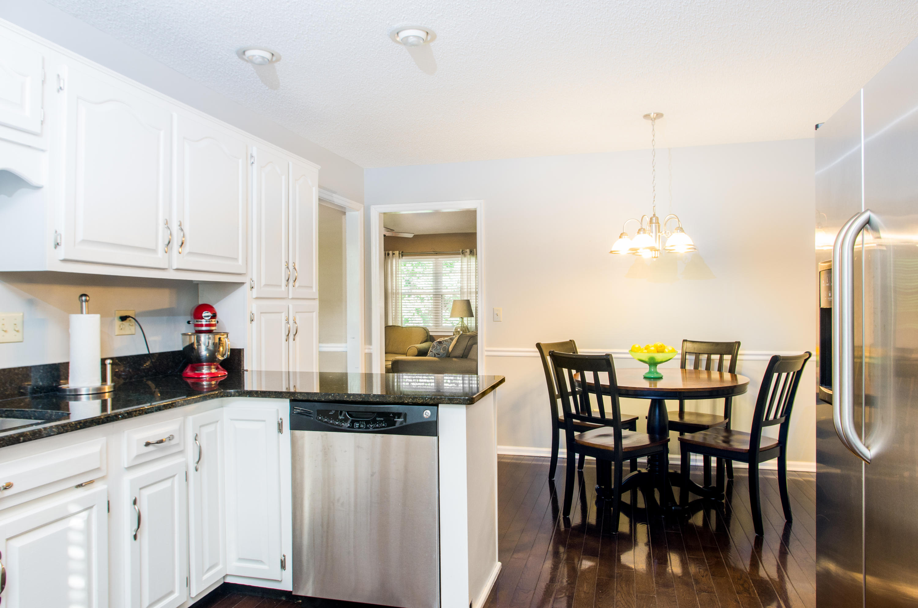 564 Hickory Ridge Trail Ringgold, GA 30736 - Photo 3 of 20 Kitchen
