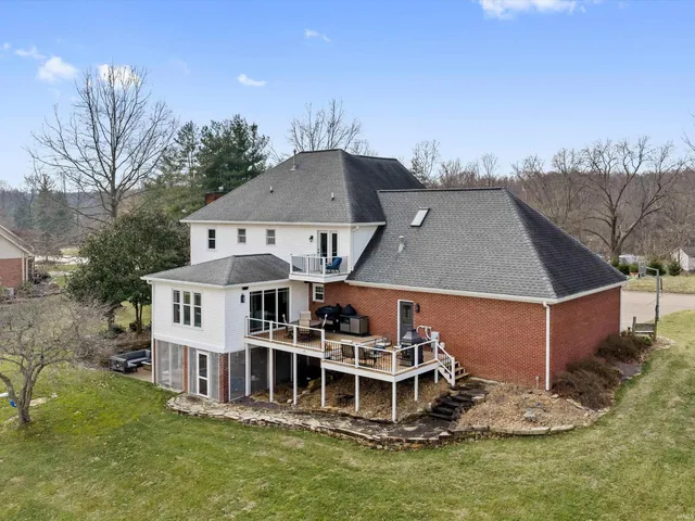 $775,000 | 10001 Oglesby Drive, Evansville, IN 47720