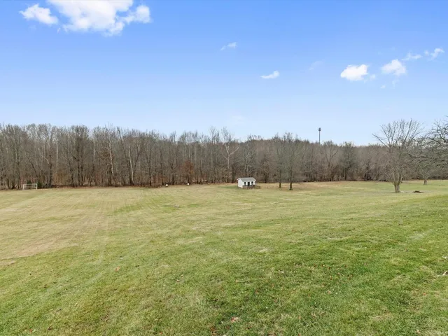 $775,000 | 10001 Oglesby Drive, Evansville, IN 47720