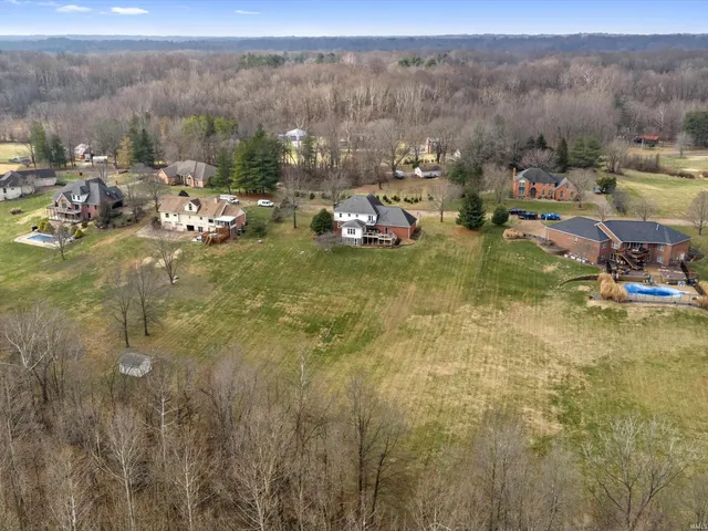 $775,000 | 10001 Oglesby Drive, Evansville, IN 47720