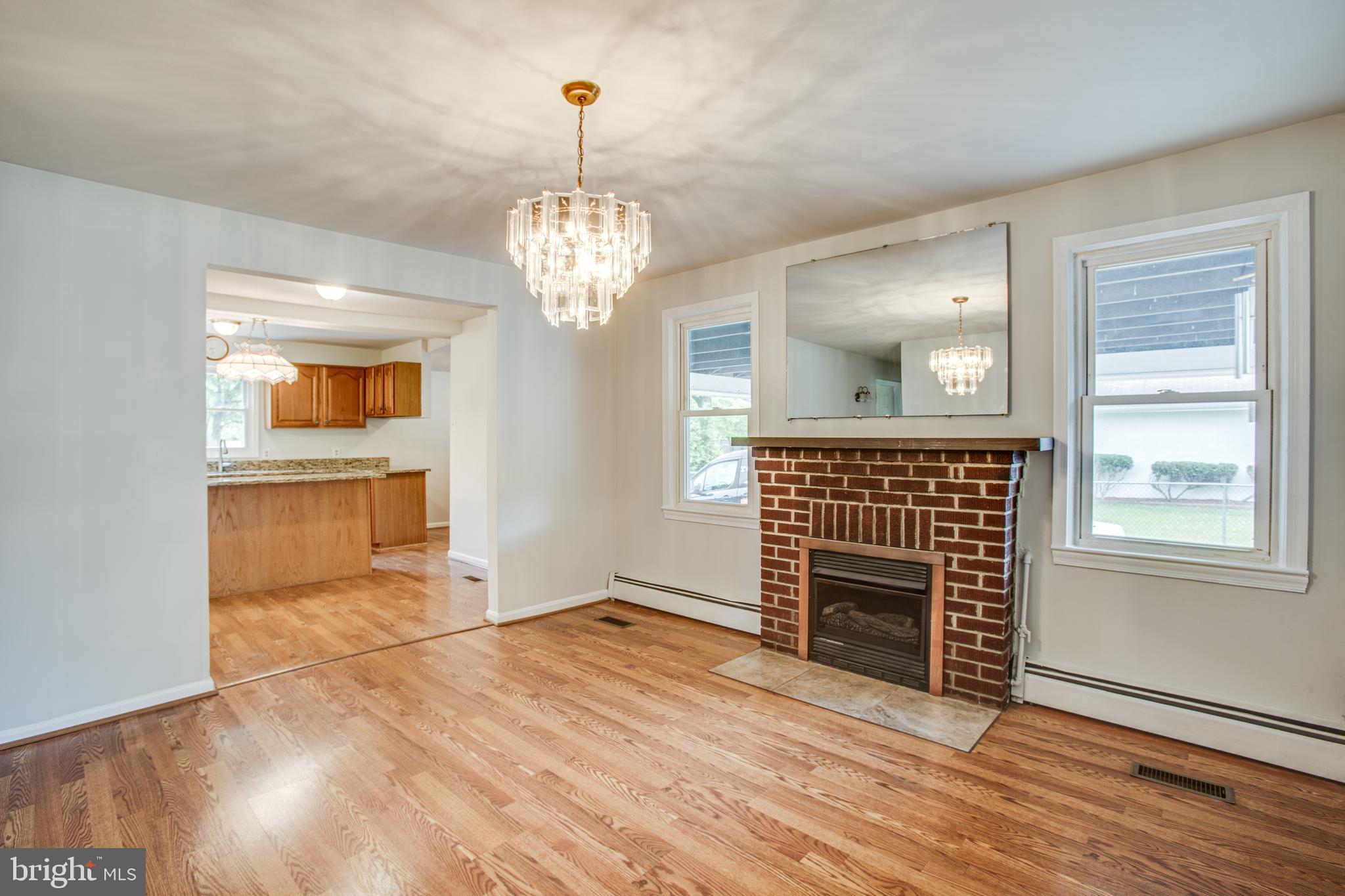 8008 Rugby Road Manassas, VA 20111 - Photo 15 of 58 Dining Room