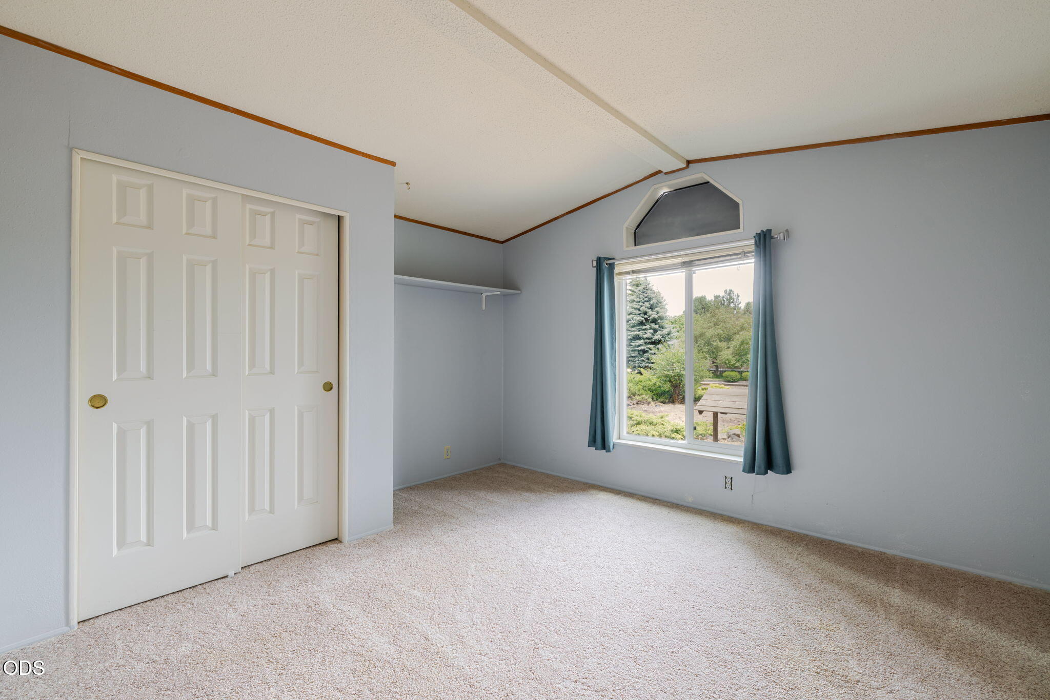 60865 Raintree Court Bend, OR 97702 - Photo 23 of 33