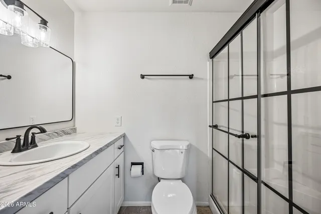 $1,650 | 2943 East Irwin Avenue, Mesa, AZ 85204