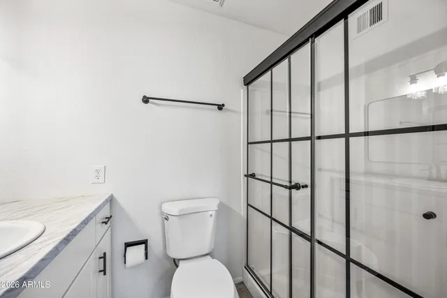 $1,650 | 2943 East Irwin Avenue, Mesa, AZ 85204