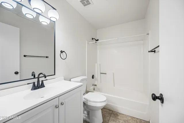 $1,650 | 2943 East Irwin Avenue, Mesa, AZ 85204