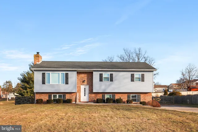 $335,000 | 124 Wheatland Drive, Gettysburg, PA 17325