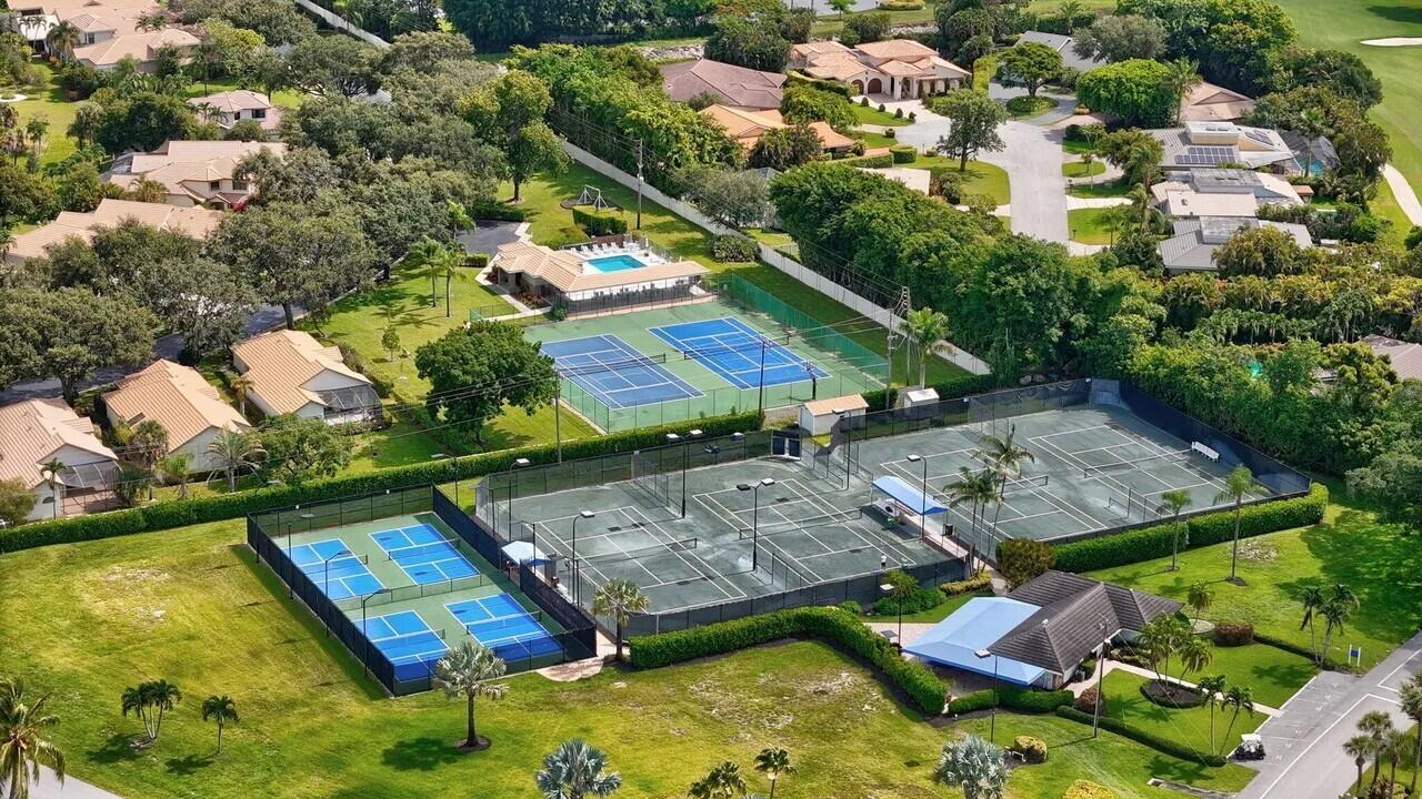 4535 Oak Tree Court Delray Beach, FL 33445 - Photo 34 of 36 20250829164535331689000000-o