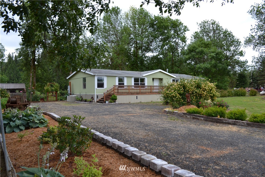 679 Leudinghaus Road Chehalis, WA 98532 - Photo 1 of 25